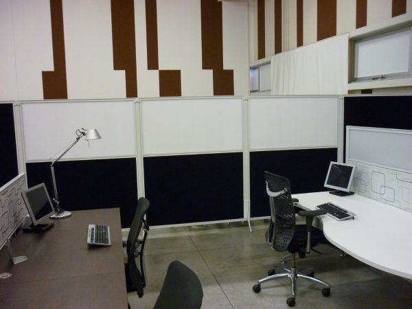 Screens - Image 37