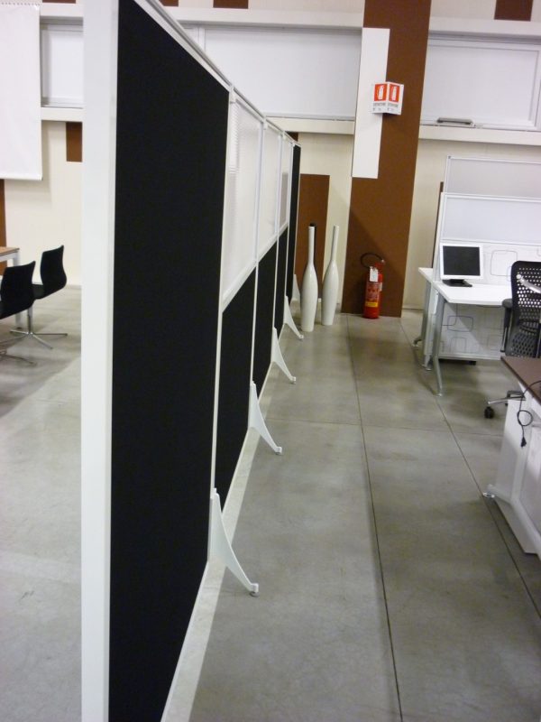 Screens - Image 38