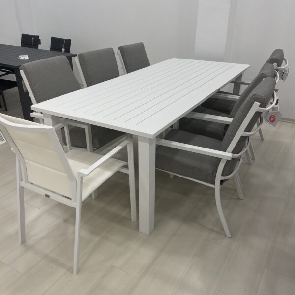 Rosehill T - Image 21