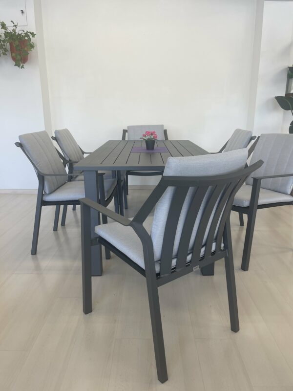 Rosehill T - Image 41