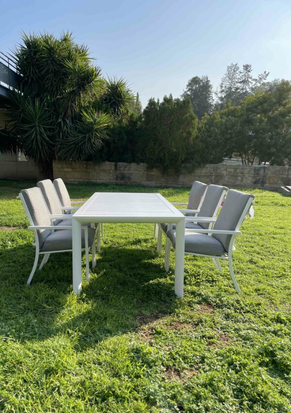 Cannes Extendable