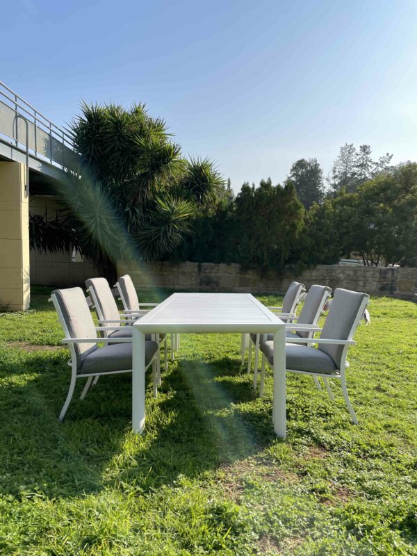 Cannes Extendable - Image 11