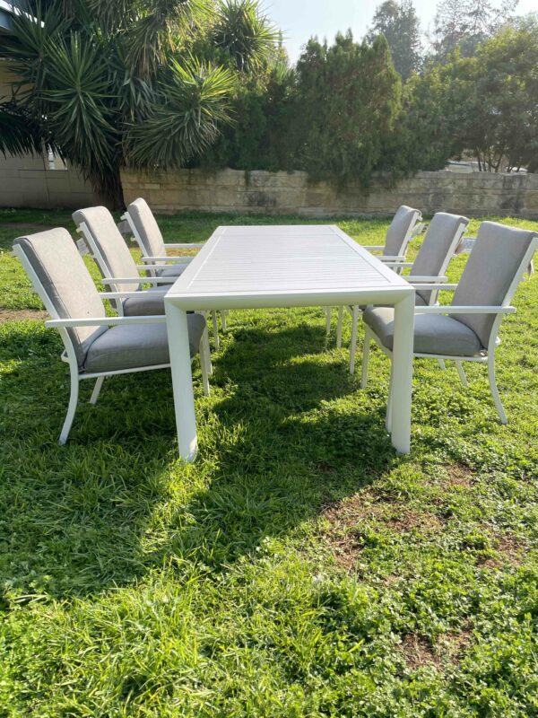 Cannes Extendable - Image 27