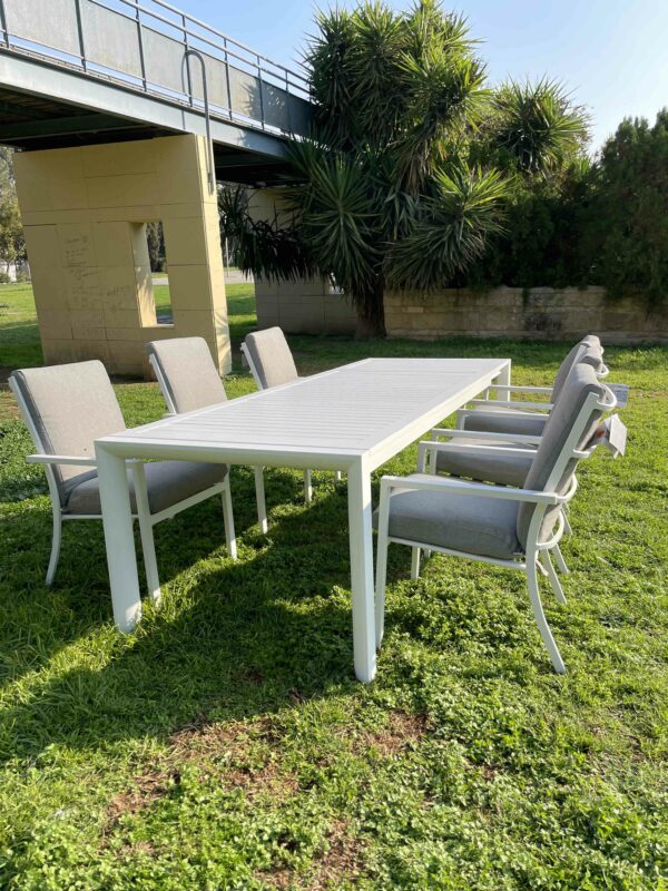 Cannes Extendable - Image 28