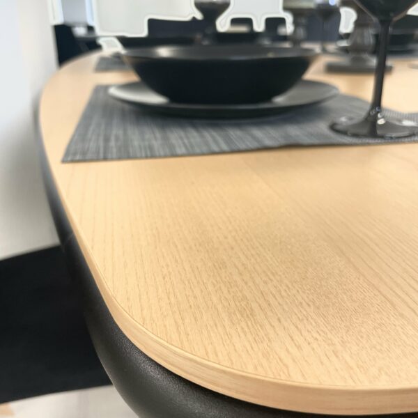 Lea Table - Image 10