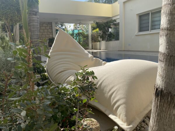 Bean bed - Image 9