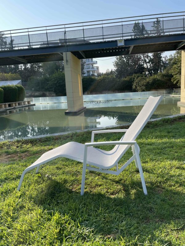 Cannes Sunlounger - Image 4