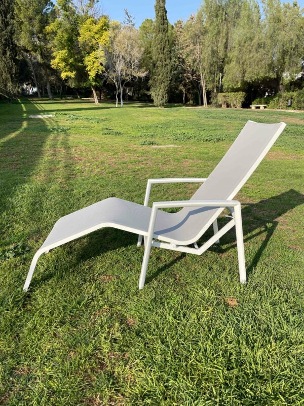 Cannes Sunlounger