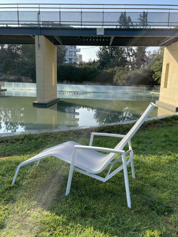 Cannes Sunlounger - Image 5