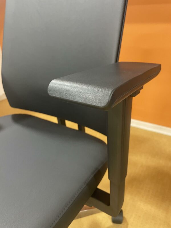 Anteo office chair