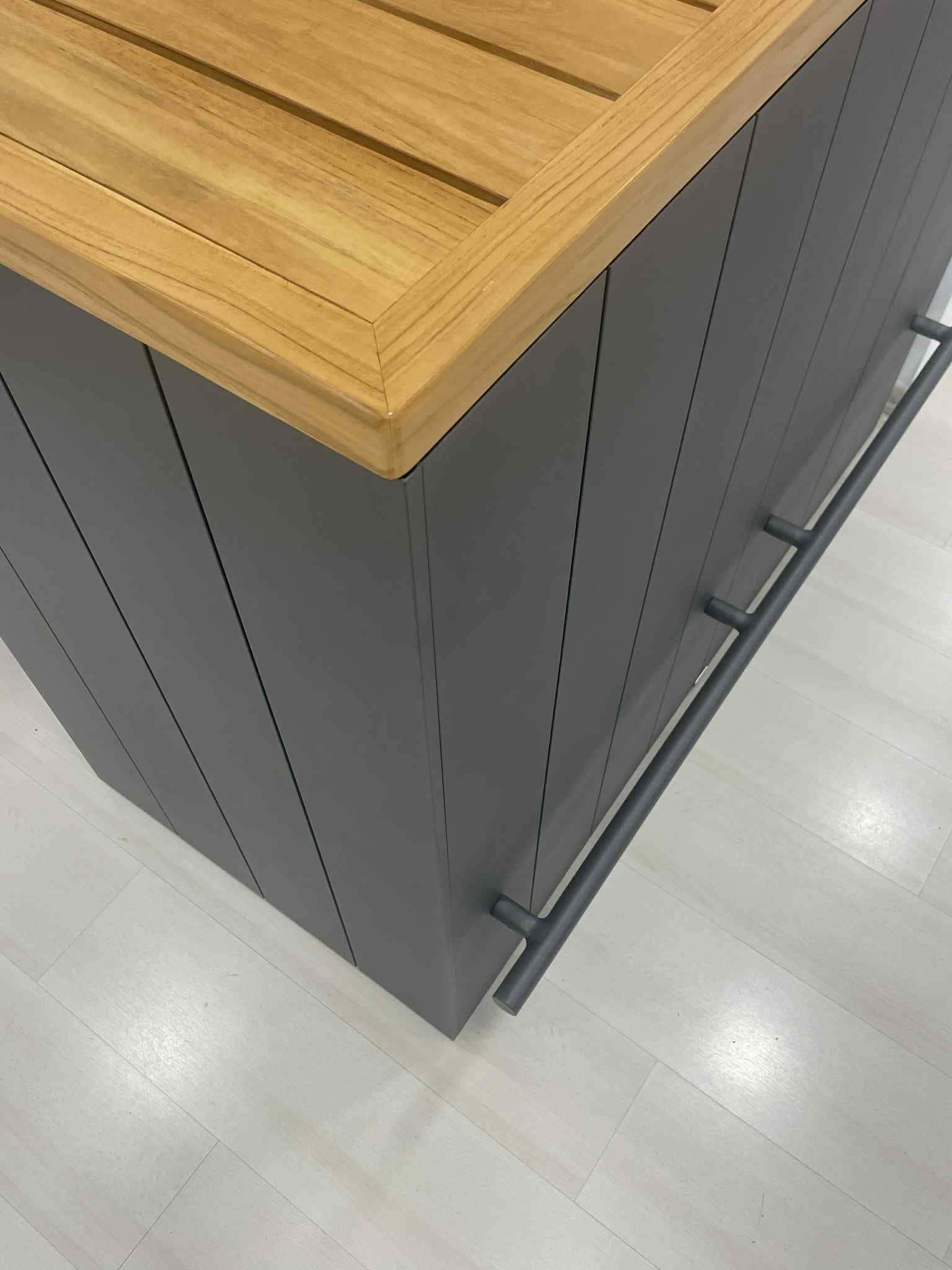 May Flower Bar - Image 2