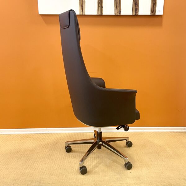 Boss E - Image 10