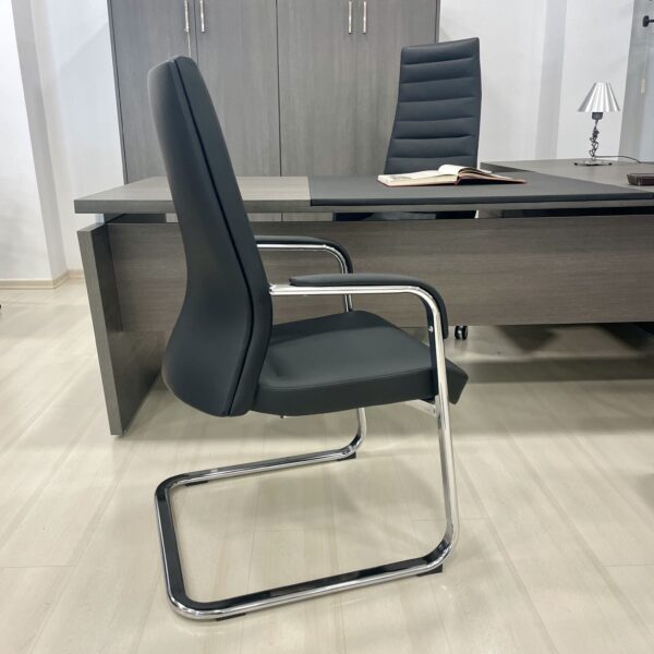 Boss V - Image 3
