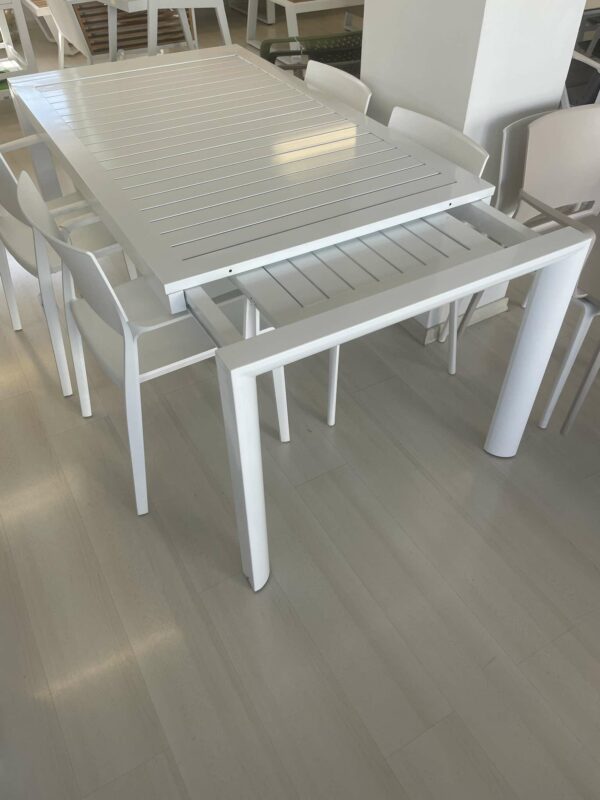 Cannes extendable table - Image 3