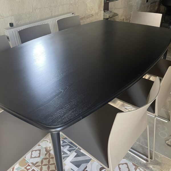 Lea Table - Image 14